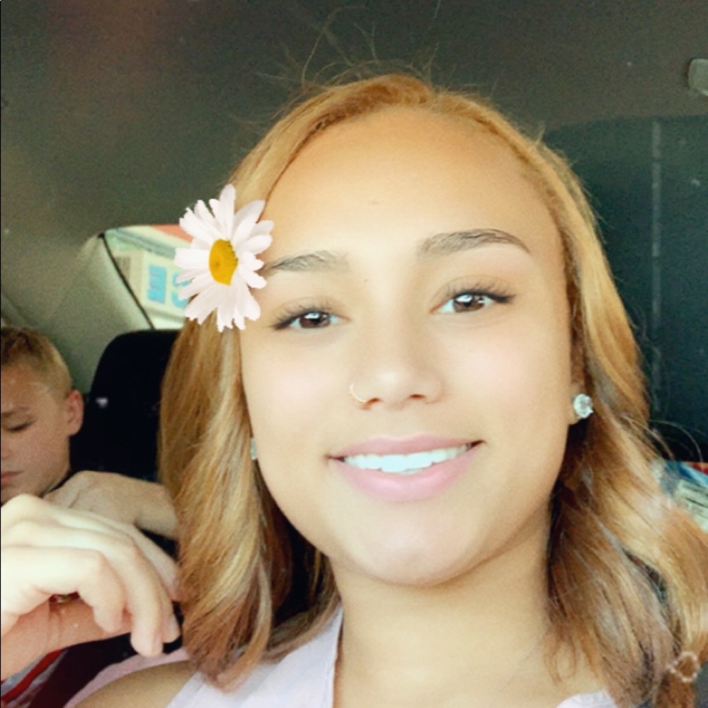 Meet your Posher, Kiara